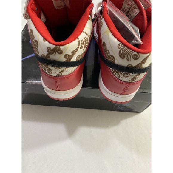 Pre-Owned Mens Size 7.5 Light Bone Nike SB Dunk Mid Linoleum Skateboarding Shoes main image 3